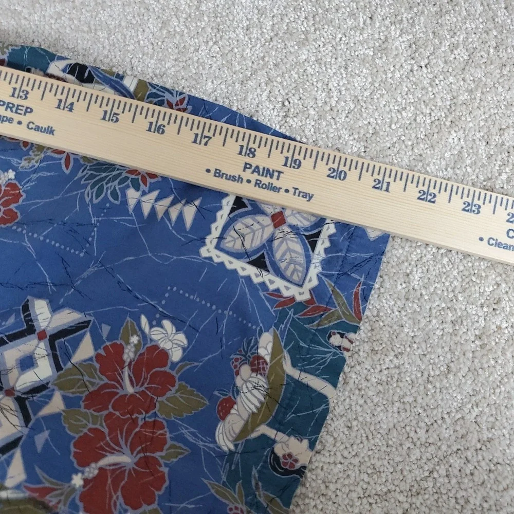 Hilo Hattie Made in Hawaii XL Button Up‎ Shirt Blue Hawaiian Design PLEASE READ